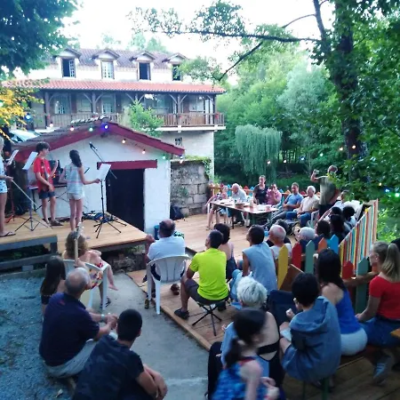 Confortable A Avec Piscine Privee