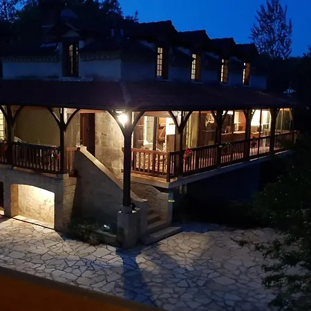 Villa Confortable A Avec Piscine Privee